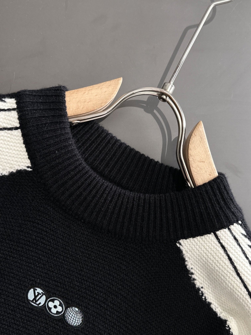 LV Sweaters